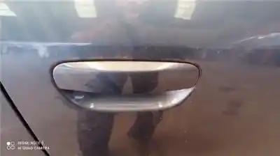 Peça sobressalente para automóvel em segunda mão puxador exterior frente direito por audi a4 berlina (8e) 1.9 tdi (96kw) referências oem iam 8e0839207