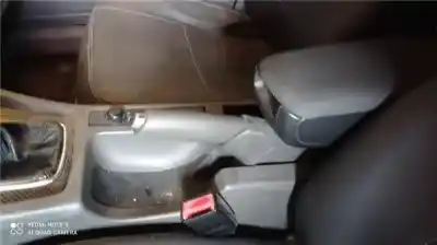 Peça sobressalente para automóvel em segunda mão alavanca de travão de mão por audi a4 berlina (8e) 1.9 tdi (96kw) referências oem iam 8e0711305p