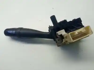 Pezzo di ricambio per auto di seconda mano controllo intermittente per toyota corolla (e12) 2.0 d-4d linea luna berlina riferimenti oem iam   