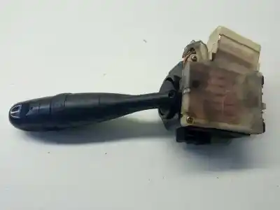 Pezzo di ricambio per auto di seconda mano controllo intermittente per toyota corolla (e12) 2.0 d-4d linea luna berlina riferimenti oem iam   