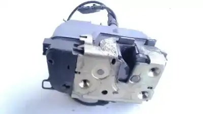 Pezzo di ricambio per auto di seconda mano serratura porta posteriore sinistra per renault megane ii classic berlina confort dynamique riferimenti oem iam 8200028430