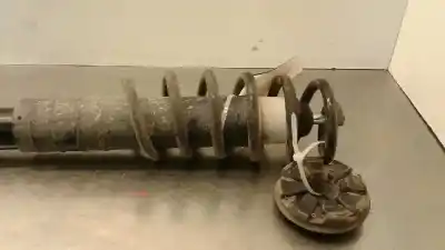 Peça sobressalente para automóvel em segunda mão amortecedor traseiro esquerdo por renault clio iv technofeel referências oem iam 562109815  