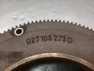 Piesă de schimb auto la mâna a doua volanta motorului pentru volkswagen golf iv berlina (1j1) básico referințe oem iam 027105273d  
