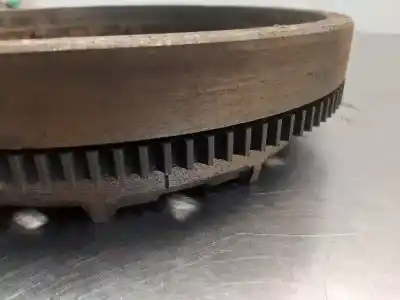 Piesă de schimb auto la mâna a doua volanta motorului pentru volkswagen golf iv berlina (1j1) básico referințe oem iam 027105273d  