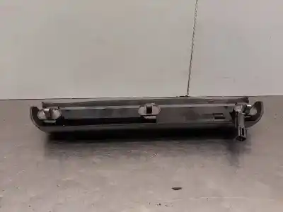 Pezzo di ricambio per auto di seconda mano lampada posteriore centrale per opel corsa c club riferimenti oem iam 24416515  