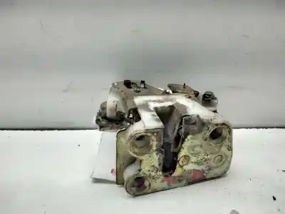 Автозапчастина б/у замок заднього правого дверя для mazda b-serie (un) 4-action посилання на oem iam   