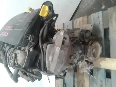 Автозапчастина б/у двигун комплект для renault clio ii fase ii (b/cb0) 1.2 посилання на oem iam d4f722  
