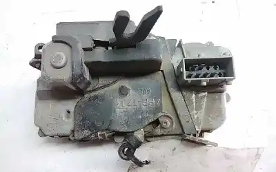 Second-hand car spare part front right door lock for citroen xsara coupe 1.6 vtr oem iam references 9136j2  