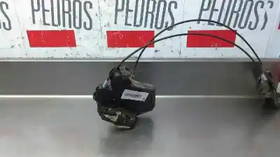 Pezzo di ricambio per auto di seconda mano Serratura Porta Posteriore Sinistra per TOYOTA COROLLA (E12) 1.6 16V Riferimenti OEM IAM 6906012350  