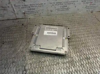 Gebrauchtes Autoersatzteil ECU-MOTORSTEUERGERÄT UCE Motorsteuergerät zum RENAULT TRAFIC CAJA CERRADA (AB 4.01)  OEM-IAM-Referenzen 8200118526 348 