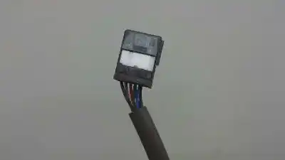 Peça sobressalente para automóvel em segunda mão espelho retrovisor esquerdo por renault clio iv dynamique referências oem iam   