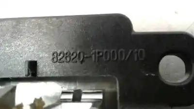 Second-hand car spare part interior right front handle for kia venga drive oem iam references 826201p000  