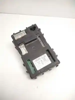 Tweedehands auto-onderdeel ecu motorcontroller voor renault koleos expression oem iam-referenties s122736038b1