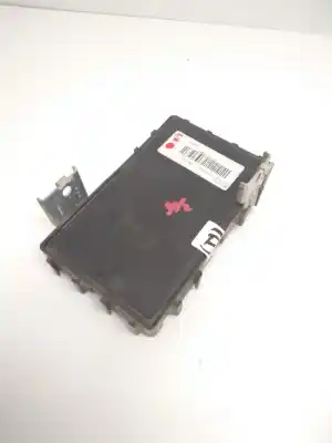 Tweedehands auto-onderdeel ecu motorcontroller voor renault koleos expression oem iam-referenties s122736038b1 s122736006 284b11681r