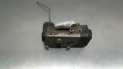 Автозапчастина б/у замок багажника / ворот для renault trafic combi (ab 4.01) 9 - plazas (l1h1) 2.9t combi corto посилання на oem iam 8200020187  