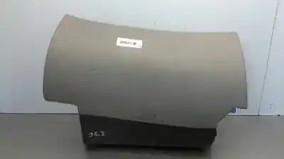 Автозапчастина б/у бардачок для audi a8 (d2) 3.7 v8 32v посилання на oem iam 4d1857095ll