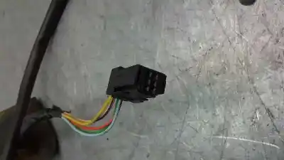 Pezzo di ricambio per auto di seconda mano specchio sinistro per citroen c3 selection riferimenti oem iam   