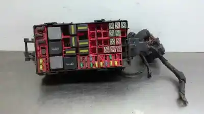 Second-hand car spare part fuse box unit for ford transit caja cerrada, media (fy) (2000 =>) ft 300 2.0 oem iam references 4401681