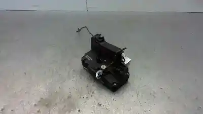 Автозапчастина б/у ЗАМОК БАГАЖНИКА / ВОРОТ для RENAULT TRAFIC COMBI (AB 4.01)  Посилання на OEM IAM 8200282303  