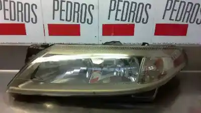 Peça sobressalente para automóvel em segunda mão farol / farolim esquerdo por renault laguna ii (bg0) privilege referências oem iam 7701048927  