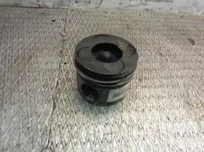 Second-hand car spare part piston for bmw serie 3 berlina (e46) 320d oem iam references 