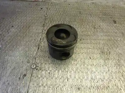 Second-hand car spare part piston for bmw serie 3 berlina (e46) 320d oem iam references 