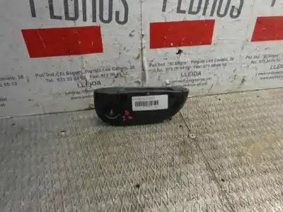 Recambio de automóvil de segunda mano de MANETA EXTERIOR DELANTERA IZQUIERDA para RENAULT KANGOO (F/KC0)  referencias OEM IAM 7700354478  