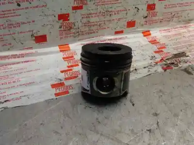 Second-hand car spare part PISTON for RENAULT KANGOO (F/KC0)  OEM IAM references   