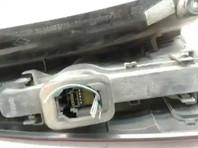 Автозапчастина б/у правий ліхтар для renault espace iv (jk0) grand espace privilege посилання на oem iam 8200027152d  