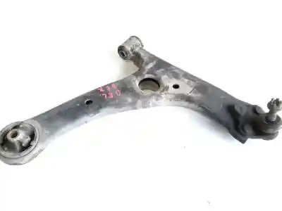 Second-hand car spare part front right lower suspension arm for toyota corolla (_e12_) 1.4 d (nde120_) oem iam references 4806813010