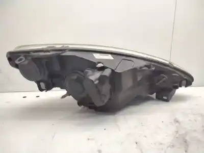 Second-hand car spare part left headlight for peugeot 1007 sport oem iam references 89008982  