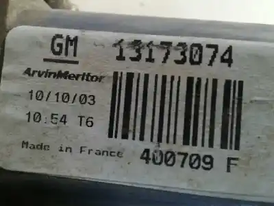 Автозапчастина б/у регулятор переднього правого скла для opel corsa c blue line посилання на oem iam 09113360  