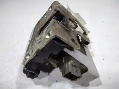 Peça sobressalente para automóvel em segunda mão fechadura da porta dianteira esquerda por renault clio ii fase i (b/cbo) 1.6 initiale (b/cbod) 90 cv / 66 kw referências oem iam 7701045304   Peça sobressalente para automóvel em segunda mão fechadura da porta dianteira esquerda por renault clio ii fase i (b/cbo) 1.6 initiale (b/cbod) 90 cv / 66 kw referências oem iam 7701045304