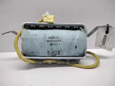 Gebrauchtes Autoersatzteil Vorderer Rechter Airbag zum TOYOTA AVENSIS SEDÁN (_T25_) 2.2 D-4D (ADT251_) OEM-IAM-Referenzen 0589P1000907  