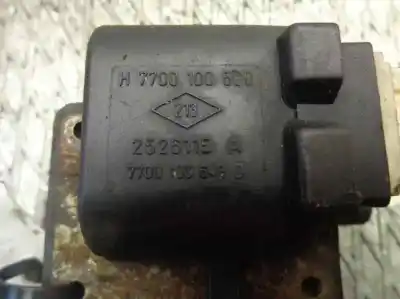 Pezzo di ricambio per auto di seconda mano bobina di accensione per renault megane i scenic (ja0) 1.6e alize riferimenti oem iam 7700100589  