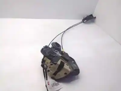 Second-hand car spare part rear right door lock for toyota corolla (_e12_) 1.4 d (nde120_) oem iam references 6905012350