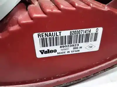 Автозапчастина б/у правий ліхтар для renault clio ii fase ii (b/cb0) authentique посилання на oem iam 82000714140