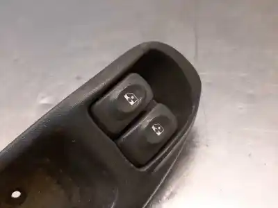 İkinci el araba yedek parçası Sol ön Pencere Anahtari için RENAULT SCENIC (JA..) 1.9 D RT 64 CV / 47 KW OEM IAM referansları 7700432962  