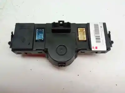 İkinci el araba yedek parçası  için RENAULT SCENIC II  OEM IAM referansları   