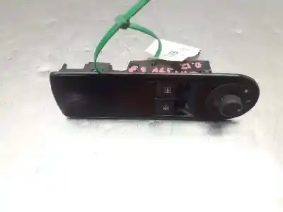 Pezzo di ricambio per auto di seconda mano interruttore alzacristalli anteriore sinistro per renault clio iv dynamique riferimenti oem iam 254118044r  