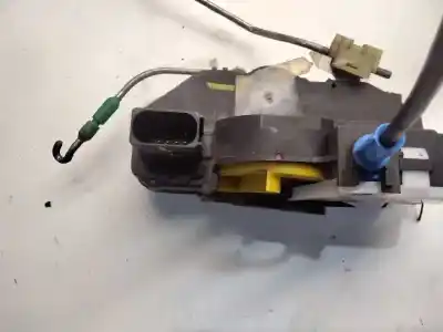 Peça sobressalente para automóvel em segunda mão fechadura da porta dianteira esquerda por opel astra j lim. enjoy referências oem iam   