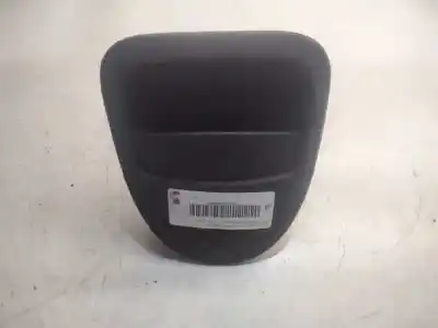 Pezzo di ricambio per auto di seconda mano maniglia esterna lato destro per opel combo tour riferimenti oem iam 