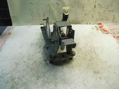 Second-hand car spare part brake pedal for renault clio iii 1.5 dci diesel oem iam references   