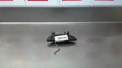 Pezzo di ricambio per auto di seconda mano Maniglia Esterna Anteriore Destra per RENAULT CLIO II FASE I (B/CBO) 1.2 Riferimenti OEM IAM    Pezzo di ricambio per auto di seconda mano Maniglia Esterna Anteriore Destra per RENAULT CLIO II FASE I (B/CBO) 1.2 Riferimenti OEM IAM