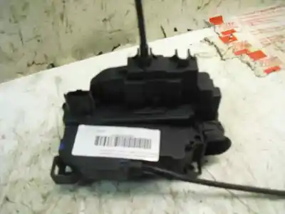 Second-hand car spare part left front door lock for renault clio iii 1.5 dci diesel oem iam references   