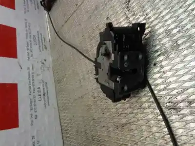 Автозапчастина б/у замок дверей заднього лівого для RENAULT CLIO III 1.5 dCi Diesel CAT Посилання на OEM IAM   