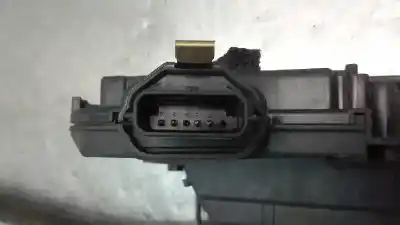 Second-hand car spare part rear right door lock for renault clio iv dynamique oem iam references   