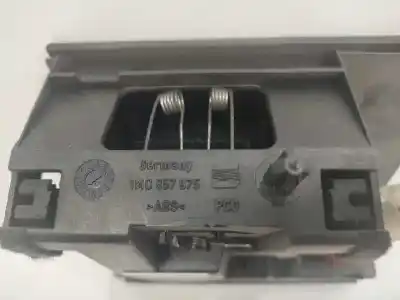 Gebrauchtes Autoersatzteil aschenbecher zum seat leon (1m1) signo oem-iam-referenzen 1m0857975  