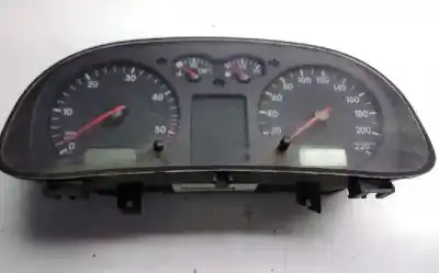 Автозапчасти б/у ПРИБОРНАЯ ДОСКА за VOLKSWAGEN GOLF IV BERLINA (1J1)  ссылки OEM IAM 1J0919861B  