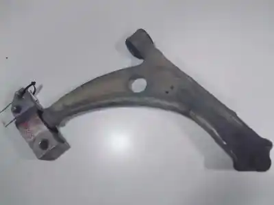 Pezzo di ricambio per auto di seconda mano Braccio Sospensione Superiore Anteriore Destro per VOLKSWAGEN PASSAT VARIANT (3C5) Advance Plus Bluemotion Riferimenti OEM IAM   